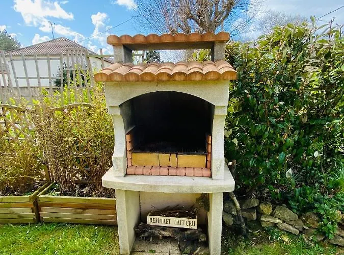 Appartamento La Petite Marjolaine à 3min à Pied De La Plage Merville-Franceville-Plage